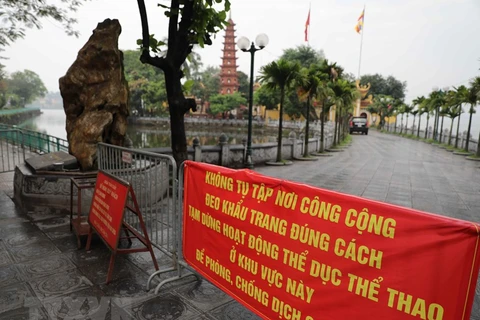 Los templos y pagodas en Hanoi durante los días de distanciamiento social por el brote de COVID-19