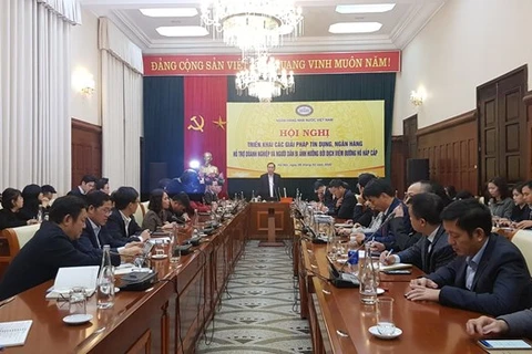 Bancos vietnamitas reducen tasas de interés para apoyar a empresas afectadas por el COVID-19