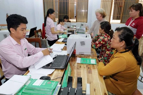 Vietnam espera nuevos avances en reducción de la pobreza