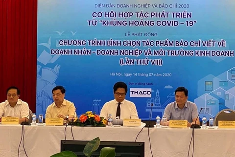 Medios de comunicación y empresas de Vietnam cooperan para superar la crisis del COVID-19