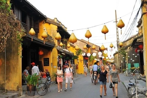 Ciudad patrimonial vietnamita busca atraer a turistas después de pandemia