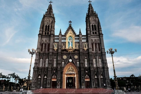 Exploran la belleza de la iglesia de Hung Nghia