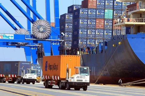 Aprovechan oportunidades del EVFTA para desarrollar industria logística en Vietnam