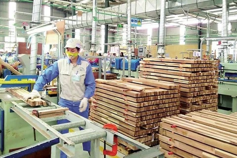 Procesamiento de madera de Gia Lai busca firmeza en mercado europeo