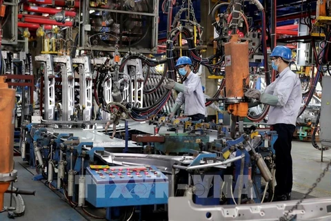 Anticipan señales positivas para producción industrial de Vietnam en 2024