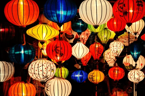 Hoi An de Vietnam celebra festival de linternas con motivo de Año Nuevo