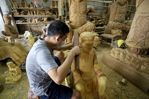 Arte de la escultura de madera de Tay Nguyen