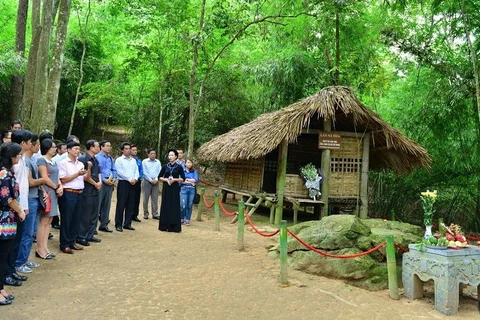 Tuyen Quang promueve valor de sitios históricos para el desarrollo turístico