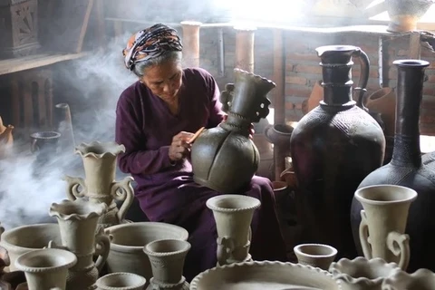 Brillante Tesoro de patrimonios culturales del pueblo Cham