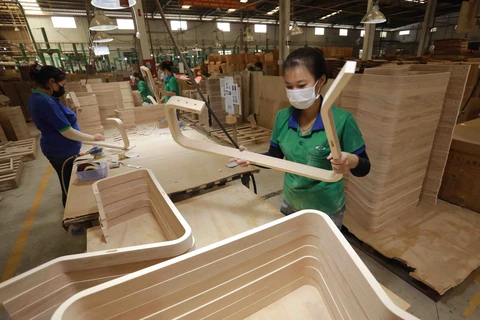 Industria de madera y muebles de Vietnam dispone de gran espacio de exportación