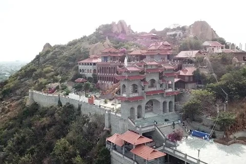 Pagoda Trung Son, una atracción turística de la provincia de Ninh Thuan