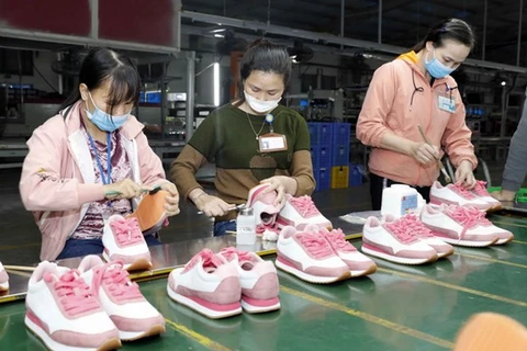 Vietnam representa más del 10 por ciento mundial de las exportaciones de calzado