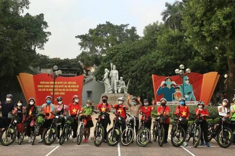 Hanoi brinda a turistas nuevo recorrido en bicicleta, a propósito de los SEA Games 31