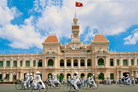 Búsquedas internacionales de turismo vietnamita aumentaron mil 125 por ciento en junio 