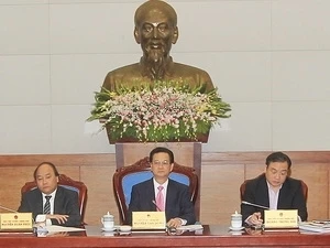 El primer ministro Nguyen Tan Dung, en la conferencia de video este martes entre el Gobierno central y dirigentes provinciales. (Fuente: VNA)