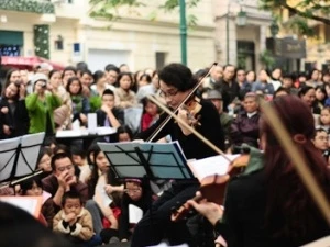 El concierto callejero Luala de Hanoi (Fuente: BTC)