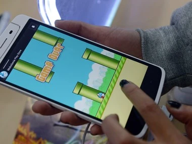 Flappy Bird dejó volar porque no trae alegría, dijo creador 