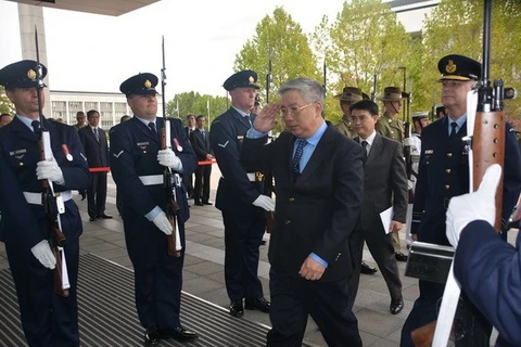 El viceministro vietamita de Defensa, coronel general Nguyen Chi Vinh, realiza una visita de trabajo a Australia. (Fuente: VNA)