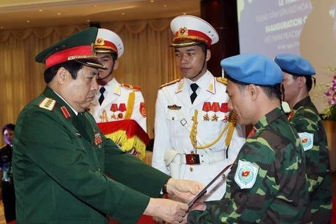 Vietnam ratifica sus compromisos en mantenimiento de paz 