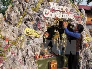Atmosfera navideña se vive en Vietnam 