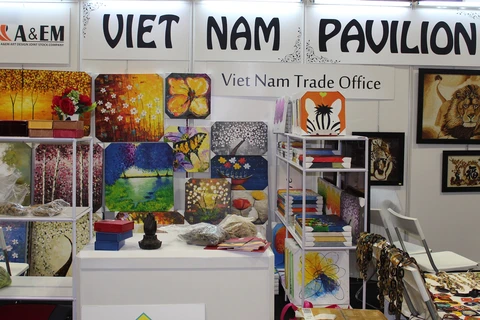 Des entreprises vietnamiennes à la 16e Foire des cadeaux de Singapour 