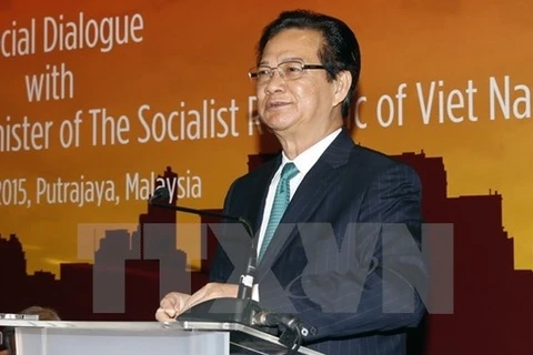 Le PM rend visite à l’Ambassade du Vietnam en Malaisie 