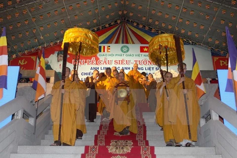 Bouddhisme : promotion de la coopération Vietnam-Laos 