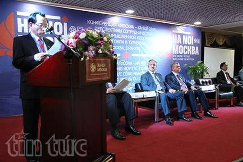 Promotion de l’investissement, du commerce et du tourisme Hanoi-Moscou