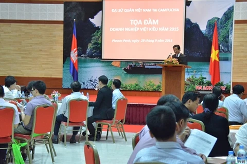 Table ronde des entreprises Viet kieu au Cambodge