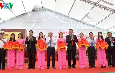 Inauguration du port pour passagers étrangers de Tuan Chau à Quang Ninh