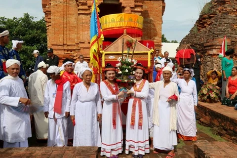 La fête Katé des Cham bat son plein à Binh Thuân