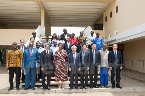 Promotion de la coopération entre le PCV et le Frelimo (Mozambique)