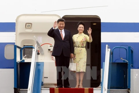 Premières images du président chinois Xi Jinping en visite d’État au Vietnam 