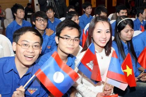 Vietnam-Laos-Cambodge: les jeunes coopèrent dans le développement économique