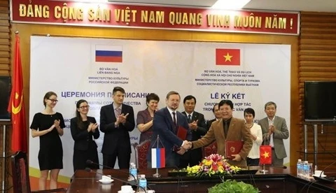 Vietnam et Russie renforcent la coopération dans la culture, les sports et le tourisme