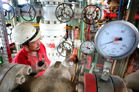 Vietsovpetro met en opération une plate-forme pétrolière à Ba Ria-Vung Tau 
