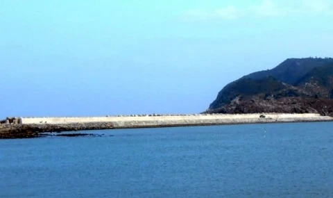 Quang Binh: achèvement de la digue reliant les îles de Hon La et Hon Co