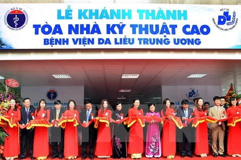 Inauguration de deux nouveaux établissements médicaux à Hanoi