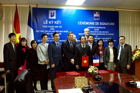 Vietnam-France : coopération dans le secteur des archives
