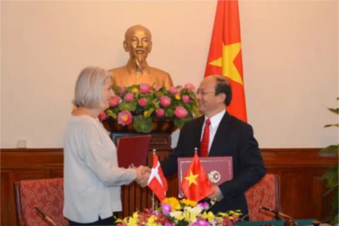 Vietnam et Danemark signent un plan d’action commun 2016