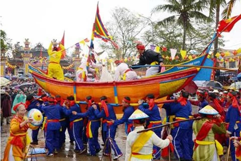 La fête de la prière pour la pêche de Thuân An à Huê