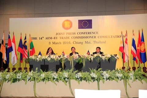 L'ASEAN d'accord pour renforcer la connectivité économique régionale et interrégionale