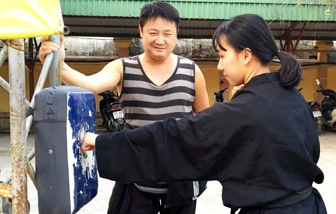 Nguyên Kim Hoàng, un maître d'arts martiaux aveugle 