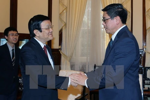 Le chef de l’Etat reçoit l’ambassadeur singapourien 