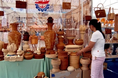 Trois villages de métier connus en banlieue de Hanoi