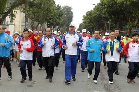 Les habitants de Hanoi font écho à la Course pour la santé