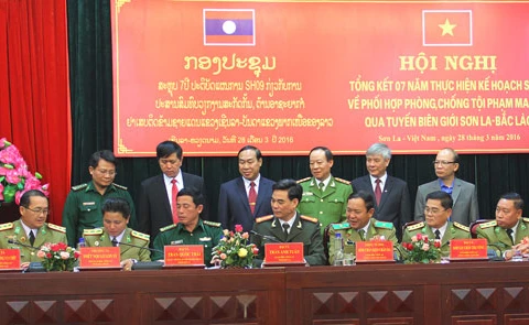 Vietnam et Laos coopèrent dans la lutte transfrontalière contre la drogue