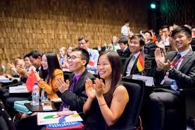 Début de la Semaine des jeunes de l’ASEM 2016 à Hanoi et Quang Ninh