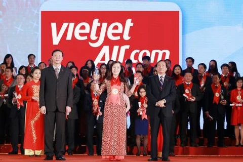 175 entreprises reçoivent les titres ​"Dragon d’Or​" et ​"Label fort du Vietnam"