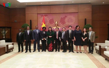 Vietnam et Mozambique intensifient leur coopération parlementaire